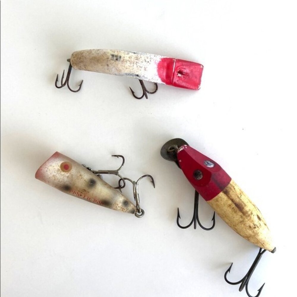 Vintage Fishing Lures Lot (3) Heddon Red Head, Lazy Ike, Pico Chugnick Lil Pop